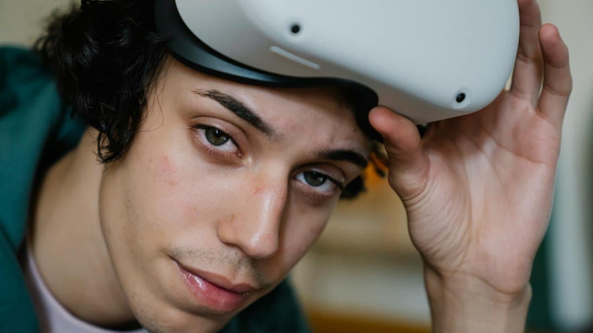 Platform gratis VideoTube AI yang menyediakan pembuatan YouTube Shorts otomatis sekali klik tanpa perlu pendaftaran akun — Foto oleh Eren Li di Pexels