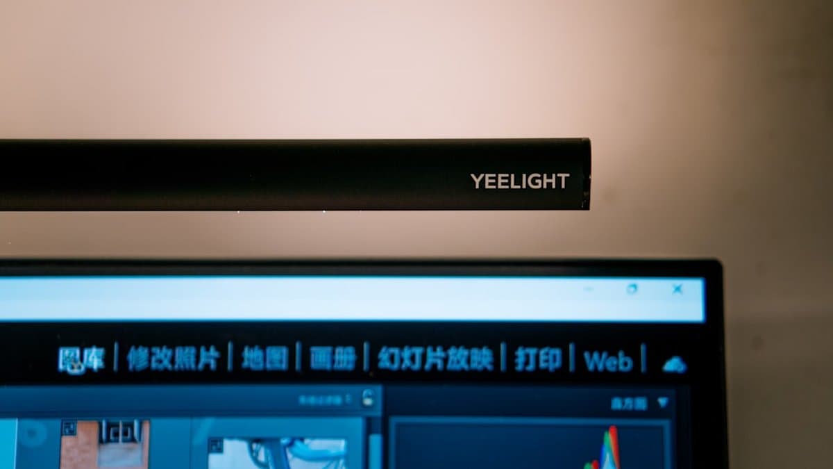 Vizard.ai's AI-powered video clipping interface showing automated editing capabilities for content creators — Photo by Shawn Rain on Unsplash
